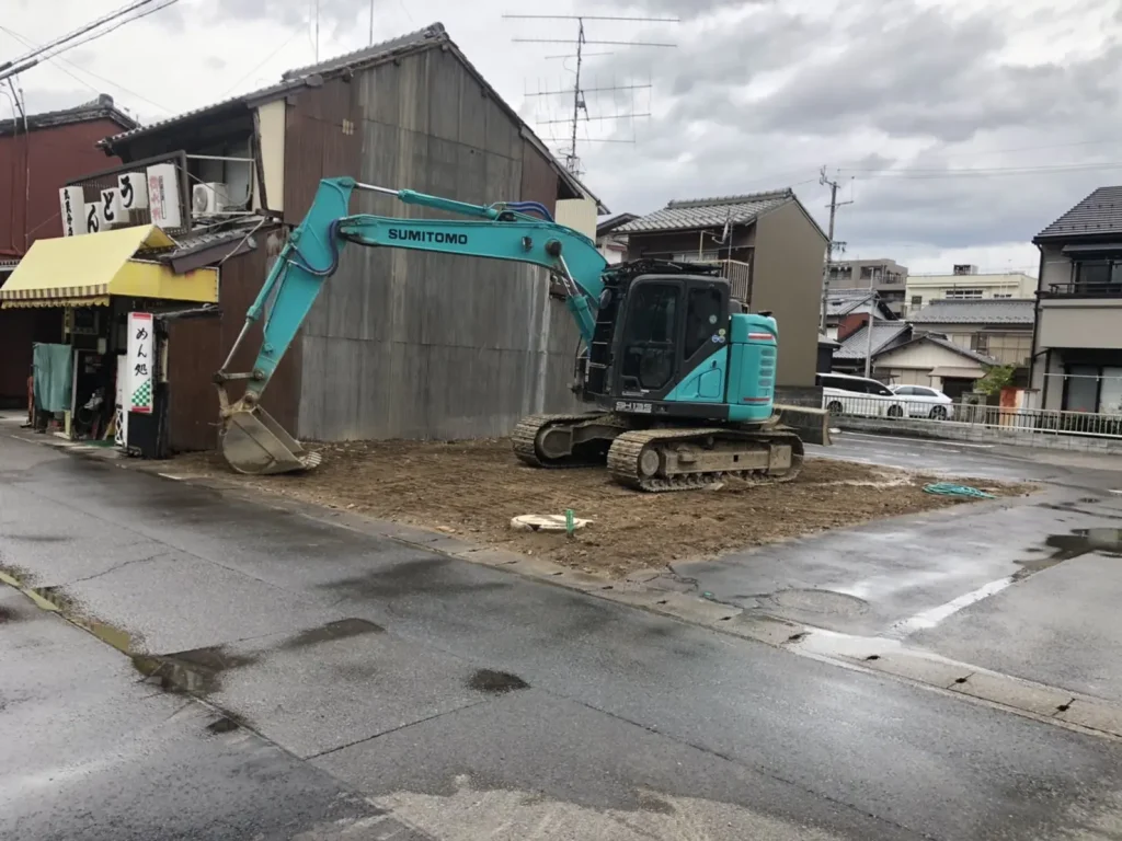 岸和田市の隣地解体における注意すべきポイントと解体業者選びのコツ